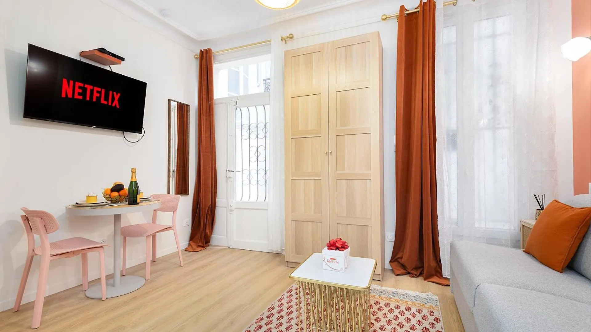 Guestrust- Arc De Triomphe Corail Apartment *